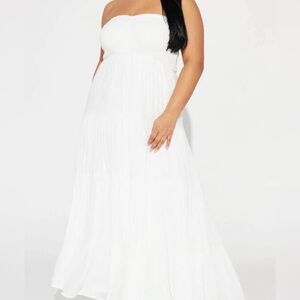Plus size white strapless dress